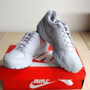 NIKE Unisex AIR ZOOM TALARIA '16 Retro Sneakers!